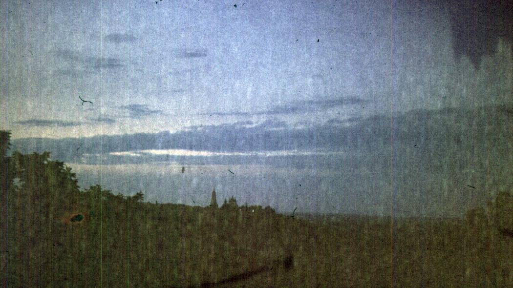 062.jpg