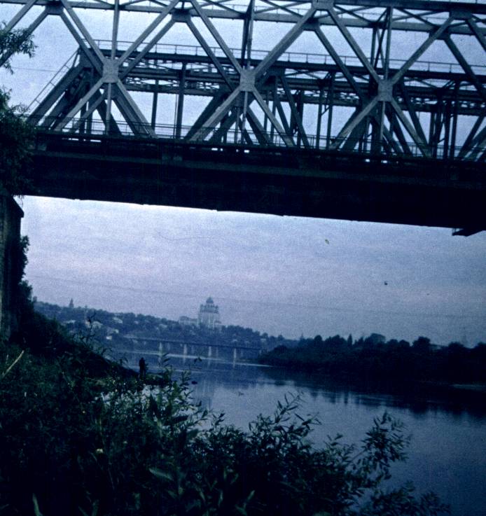 011.jpg