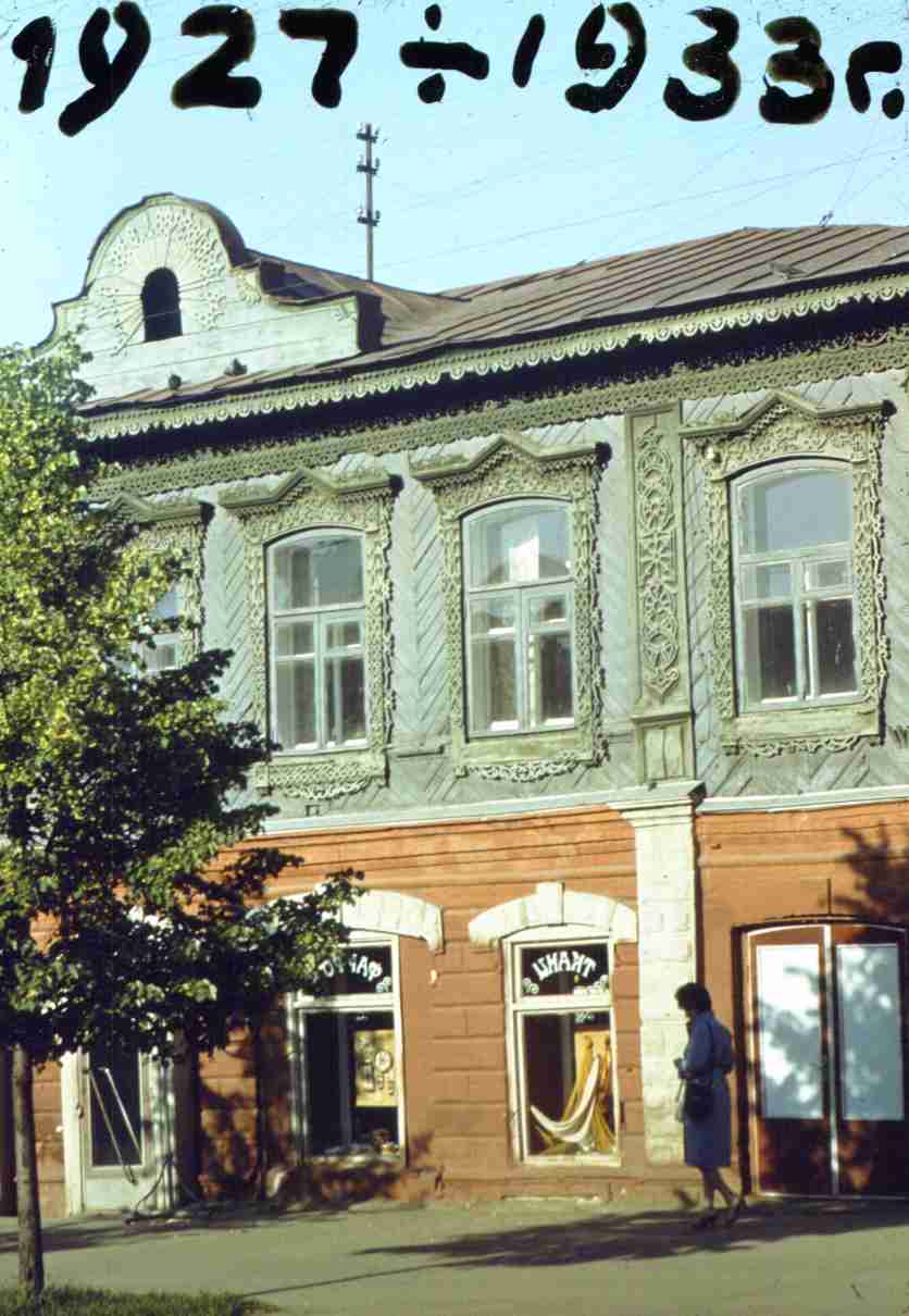 050.jpg