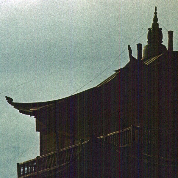 096-1.jpg