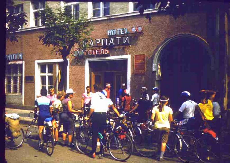 077-1.jpg