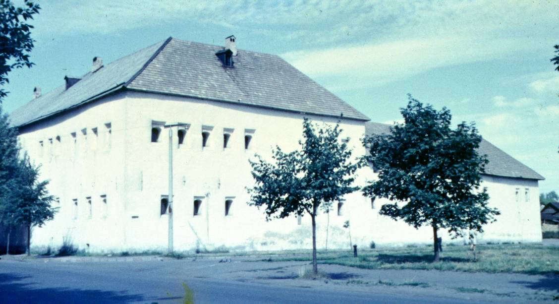 070.JPG