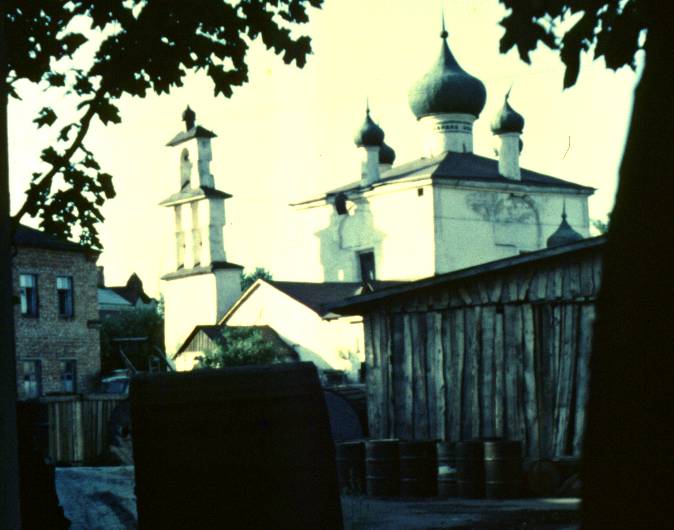 052.JPG