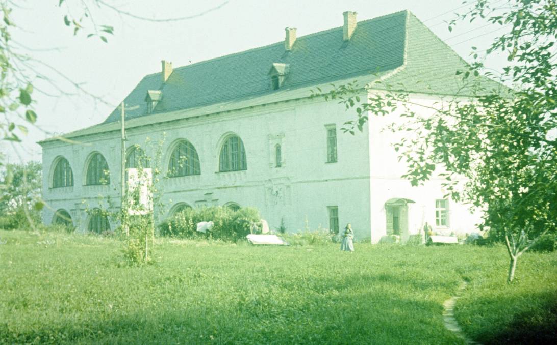 034.jpg