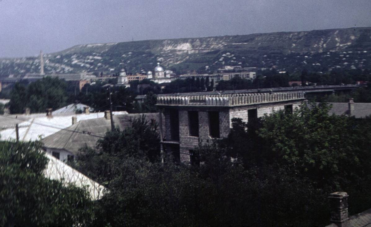 032.jpg