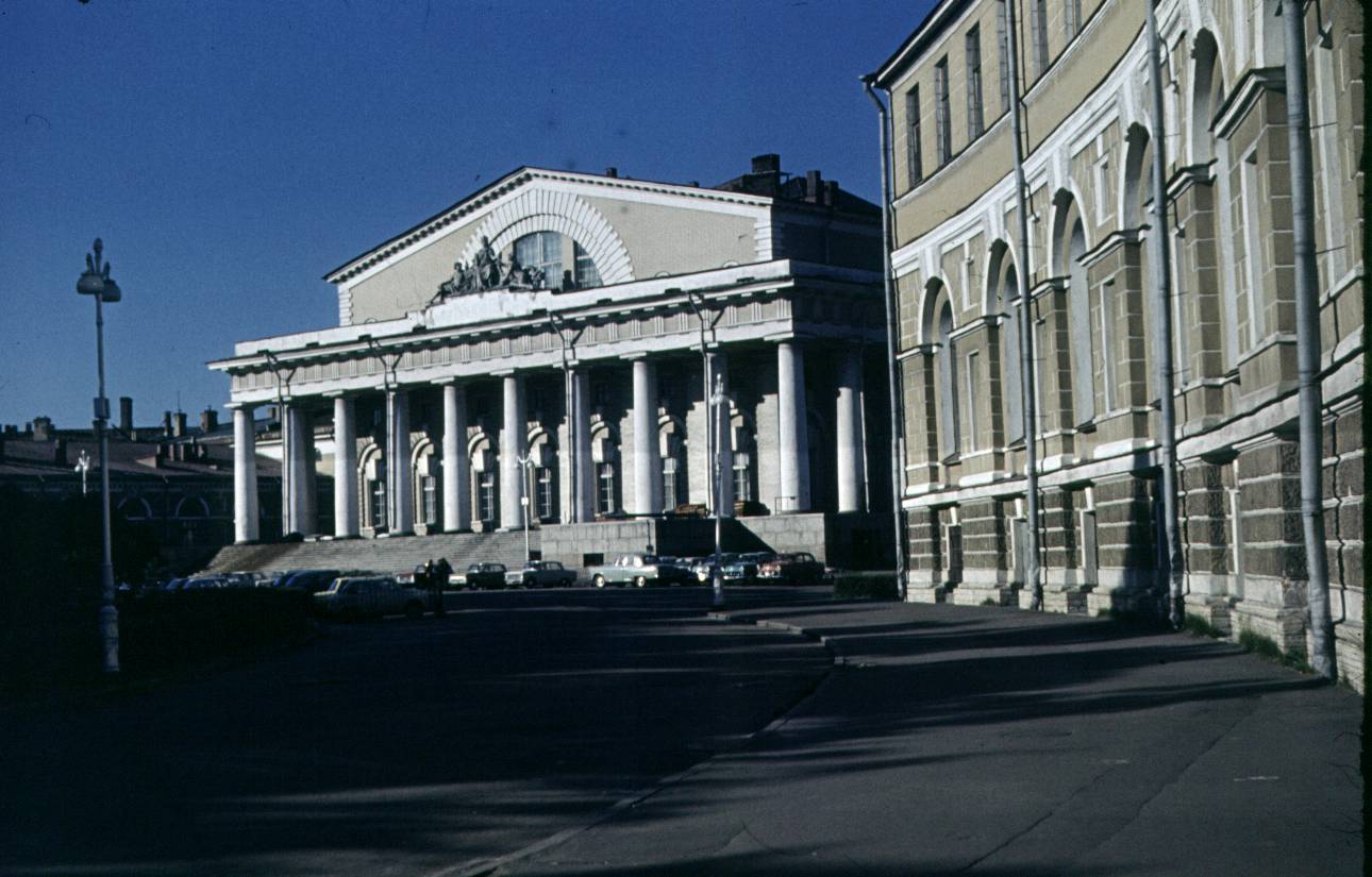 042.jpg