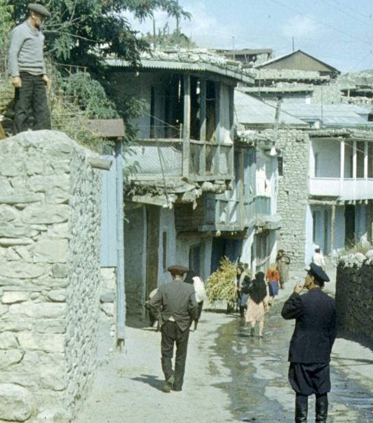 140-1.jpg