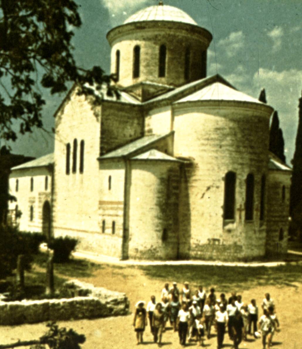 200-1.jpg