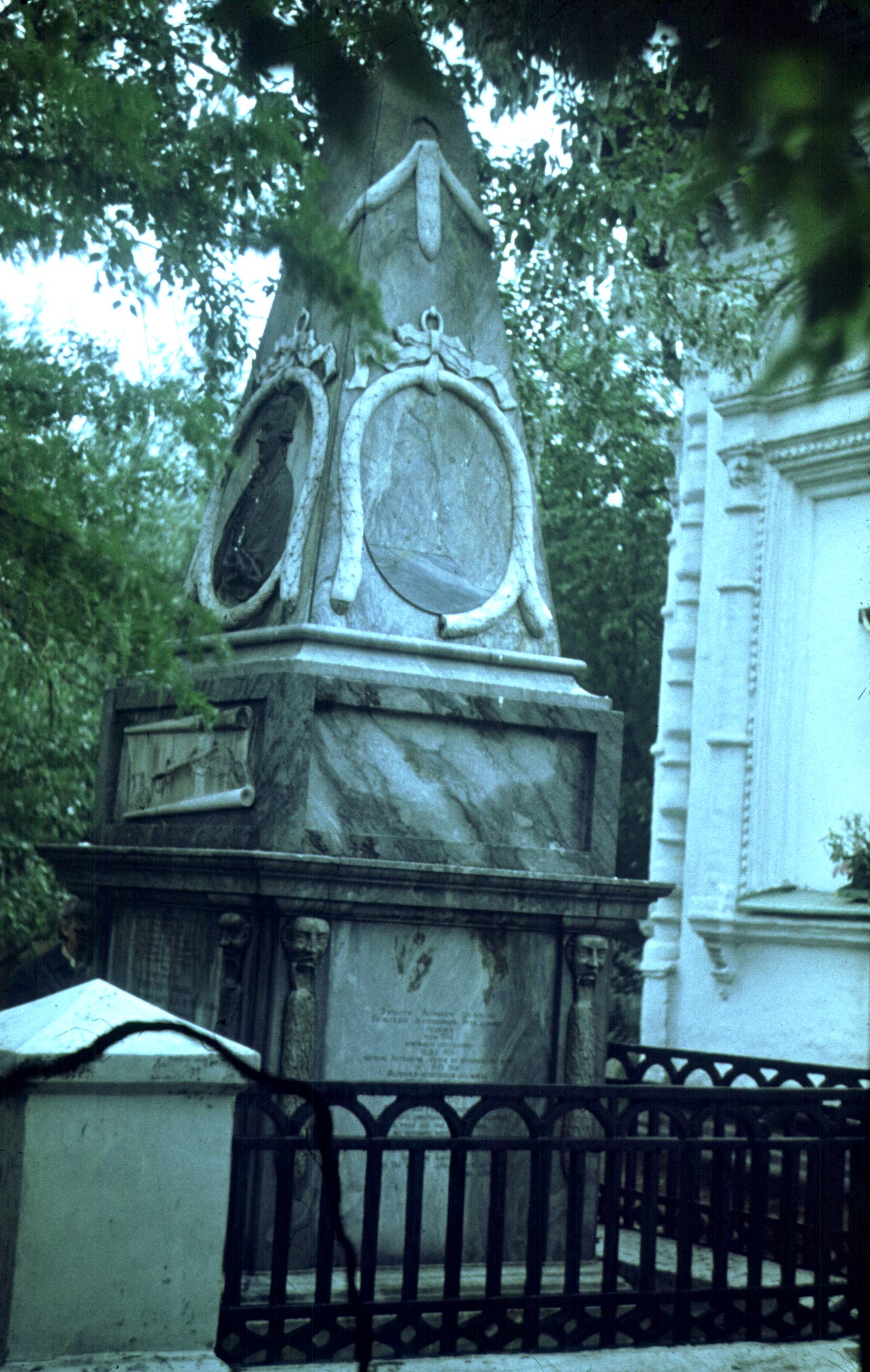020.jpg