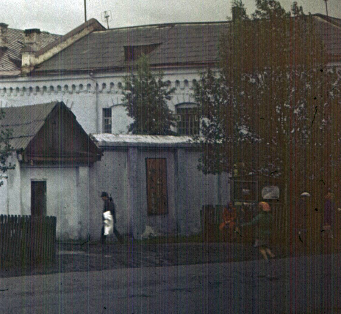 044-1.jpg
