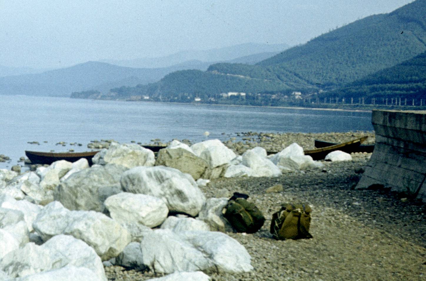 062-1.jpg