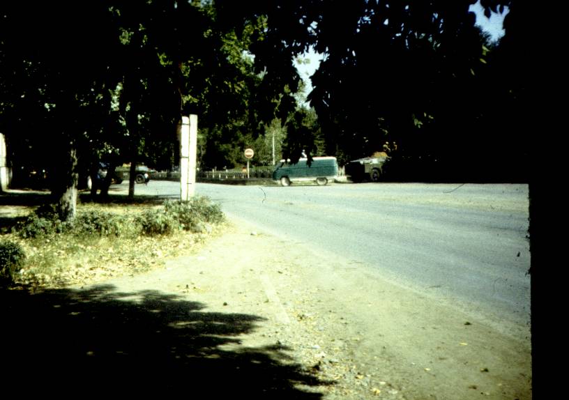 053.jpg
