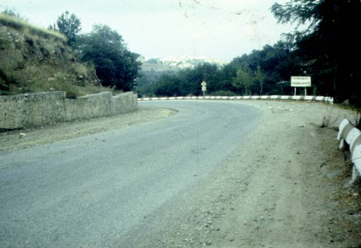 061.jpg